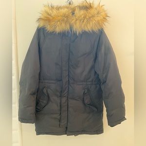 Crew cuts Boys fishtail parka with PrimaLoft Size 12. Can be unisex. Black